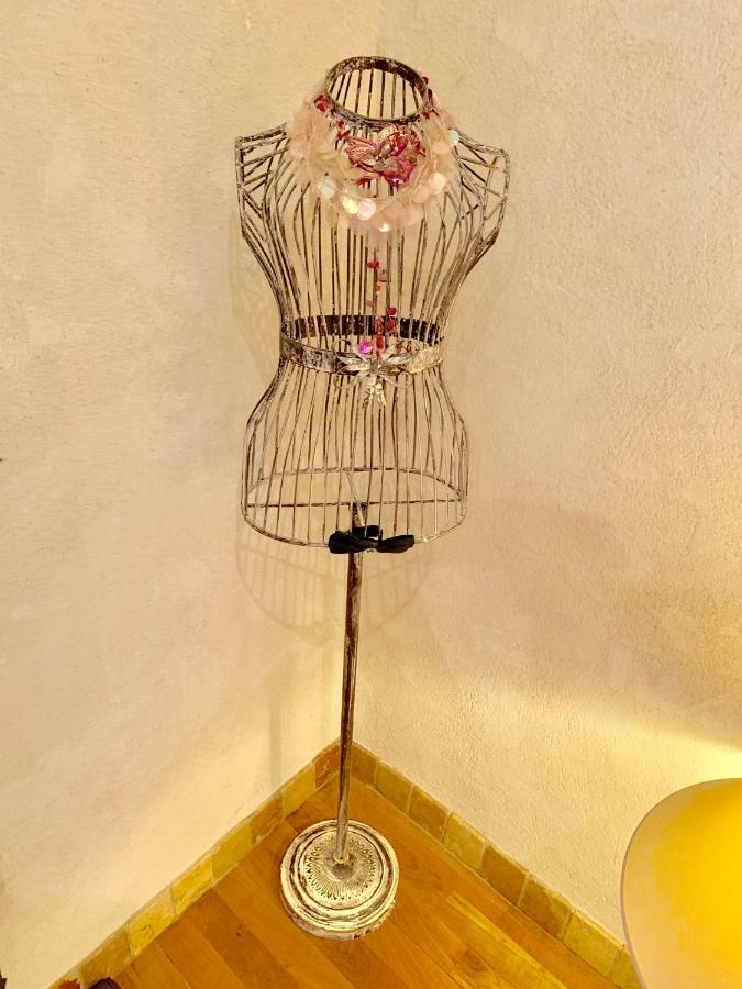 Authentique Bijou Coeur D'Orange A 2 Pas Du Theatre Antique! 빌라 외부 사진