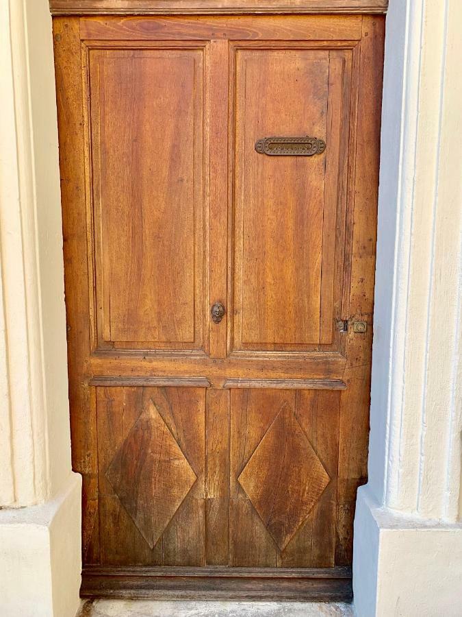 Authentique Bijou Coeur D'Orange A 2 Pas Du Theatre Antique! 빌라 외부 사진